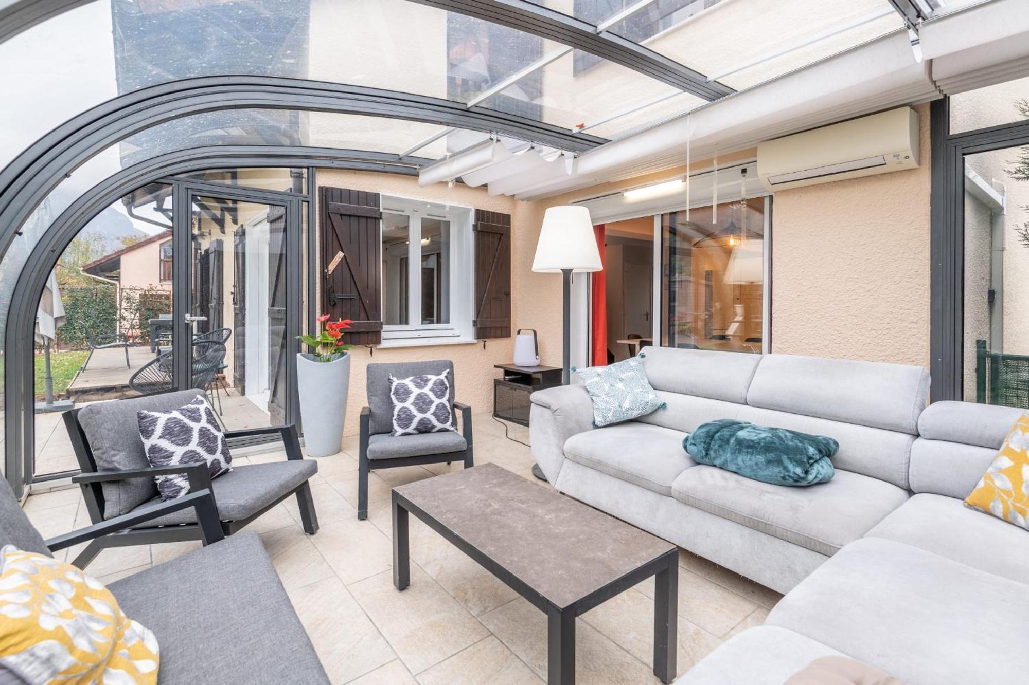 Villa Alpiloc - Town House With Garden And Winter Lounge Annecy Exterior foto